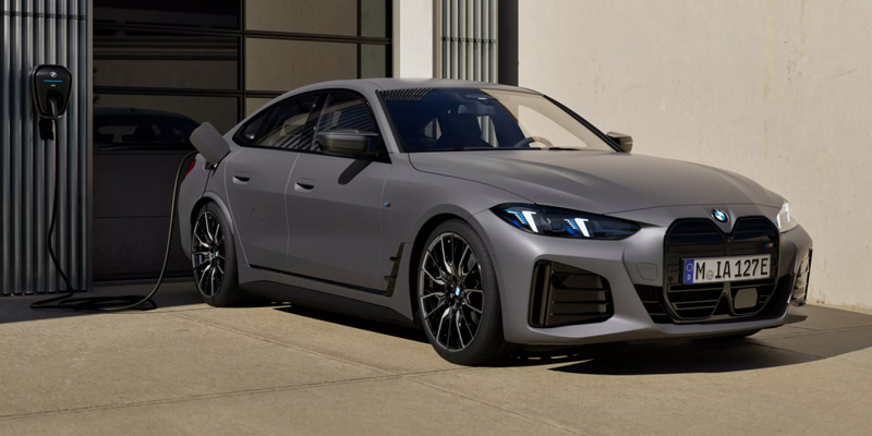 BMW - The i4 M60 xDrive BMW i4