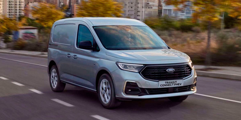 Täysin uusi Transit Connect PHEV ladattava hybridi