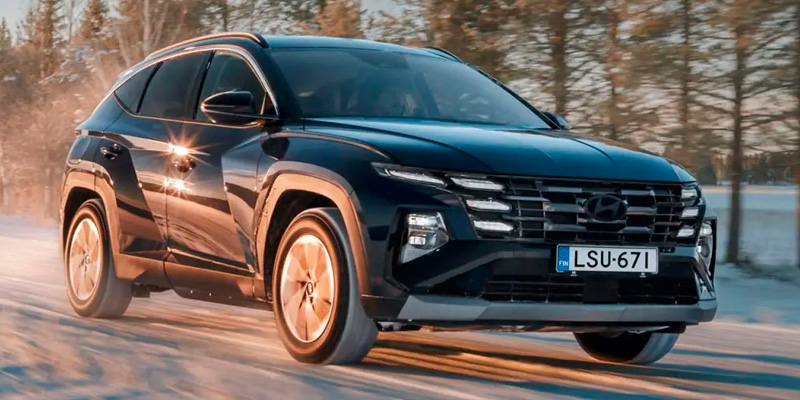 Neliveto TUCSON Hybrid - Tehdasasennetut lisävarustepaketit 0 € - Etusi jopa 4 585 €
