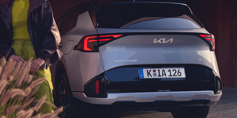 Sportage HEV -malli esittelee tulevaisuuden vision tehokkuudesta ja tyylikkyydestä. Sportage HEV -malli esittelee tulevaisuuden vision tehokkuudesta ja tyylikkyydestä.