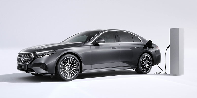 Mercedes-Benz E-sarja sedan plug-in hybrid
