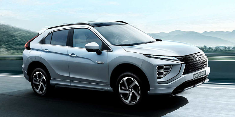 Mitsubishi Eclipse Cross lataushybridi