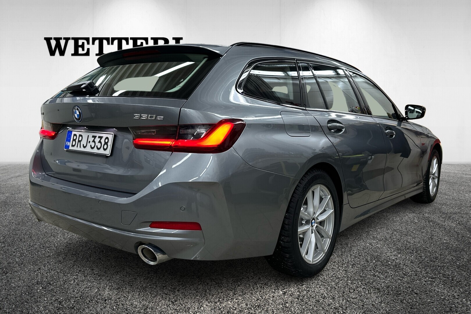 BMW 330 2024, kuva 5/33