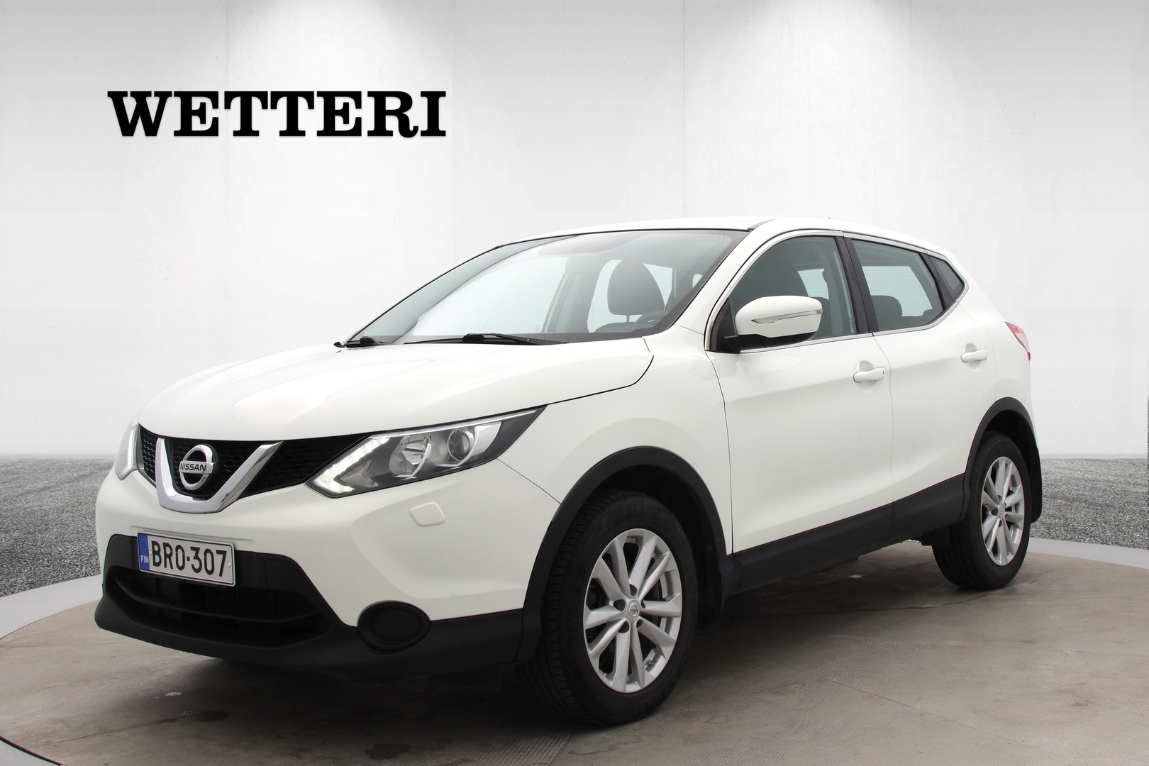 NISSAN Qashqai 1,2L Visia 2WD 6M/T**Taloudellinen 1.2-litrainen bensiini** - **Vakkari// Koukku// Ilmastointi// Myydän huutokaupassa** 