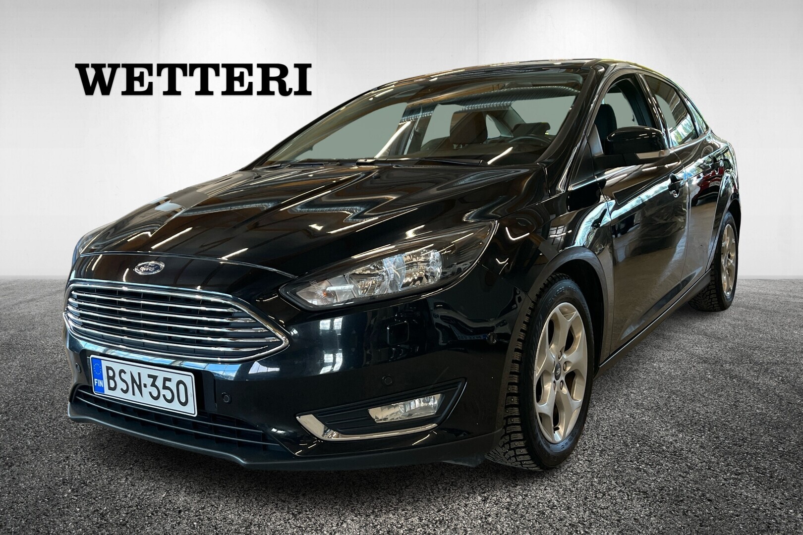 FORD Focus 1,0 EcoBoost 125 hv Start/Stop M6 Titanium 4-ovinen // Suomi-auto / Lohko / Kahdet renkaat / Tutkat //
