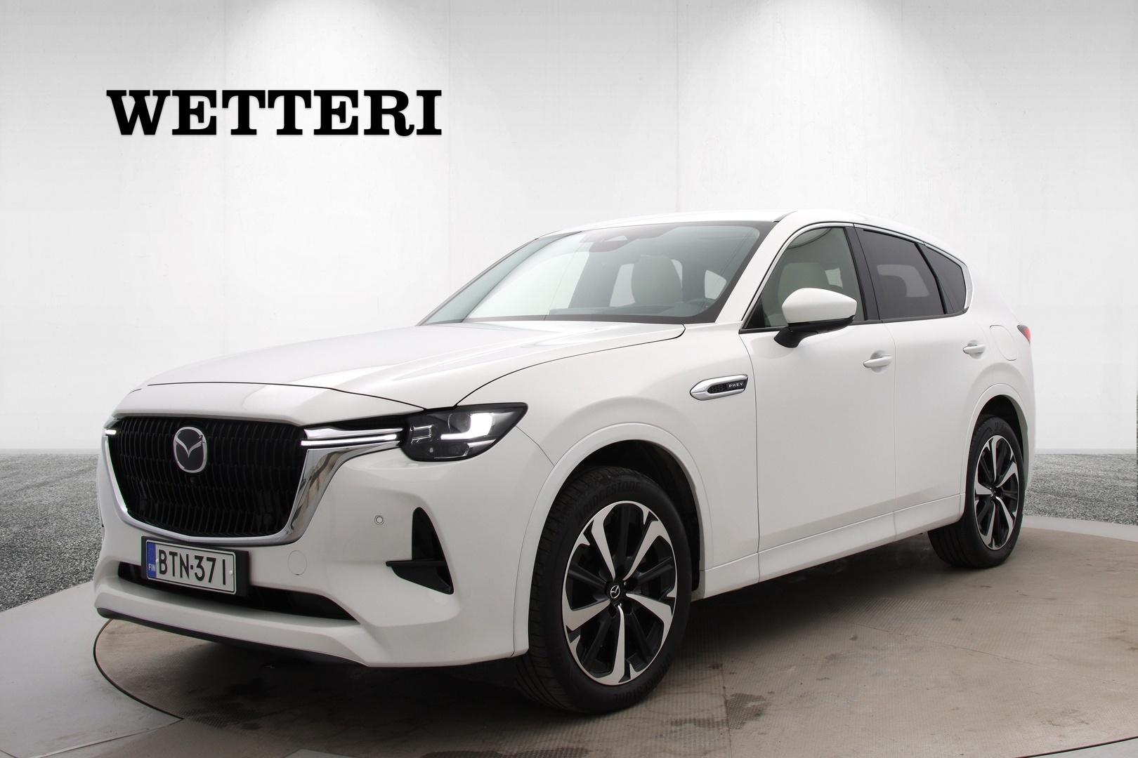 MAZDA CX-60 2.5 PHEV 328hv 8AT AWD PR Takumi Comfort Convenience & Sound Driver Assistance / ACC / 360kamera / Koukku - **Nahkaverhoilu / BOSE / HUD / SOH 91,9 / Suomi-auto / Merkkihuollettu