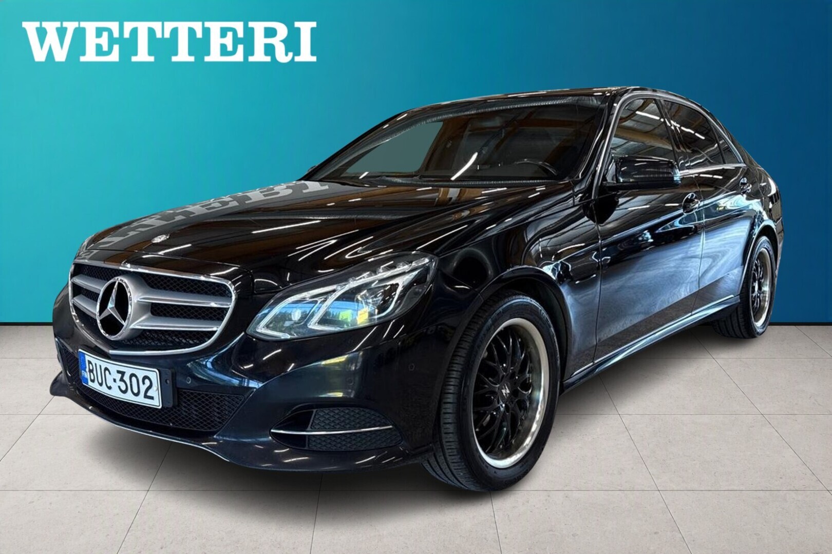 MERCEDES-BENZ E 220 CDI BE A Avantgarde // Ledit / Kaukovalo-avustin / Pysäköinti-avustin / Täydellinen huoltohistoria // - // Facelift / LED ILS / Puolinahat / Bluetooth / Juuri huollettu //