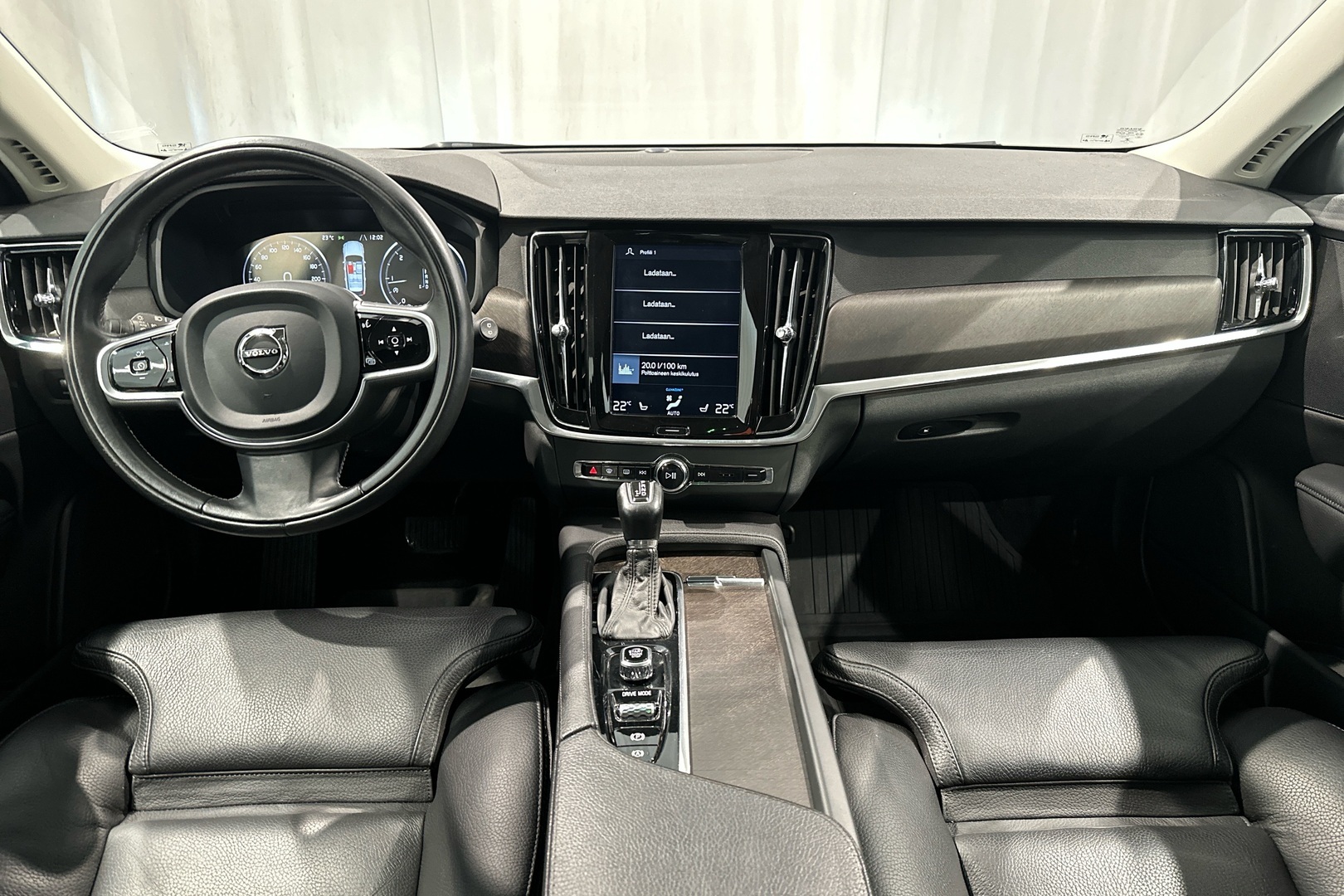 Volvo V90 Cross Country 2019, kuva 6/28