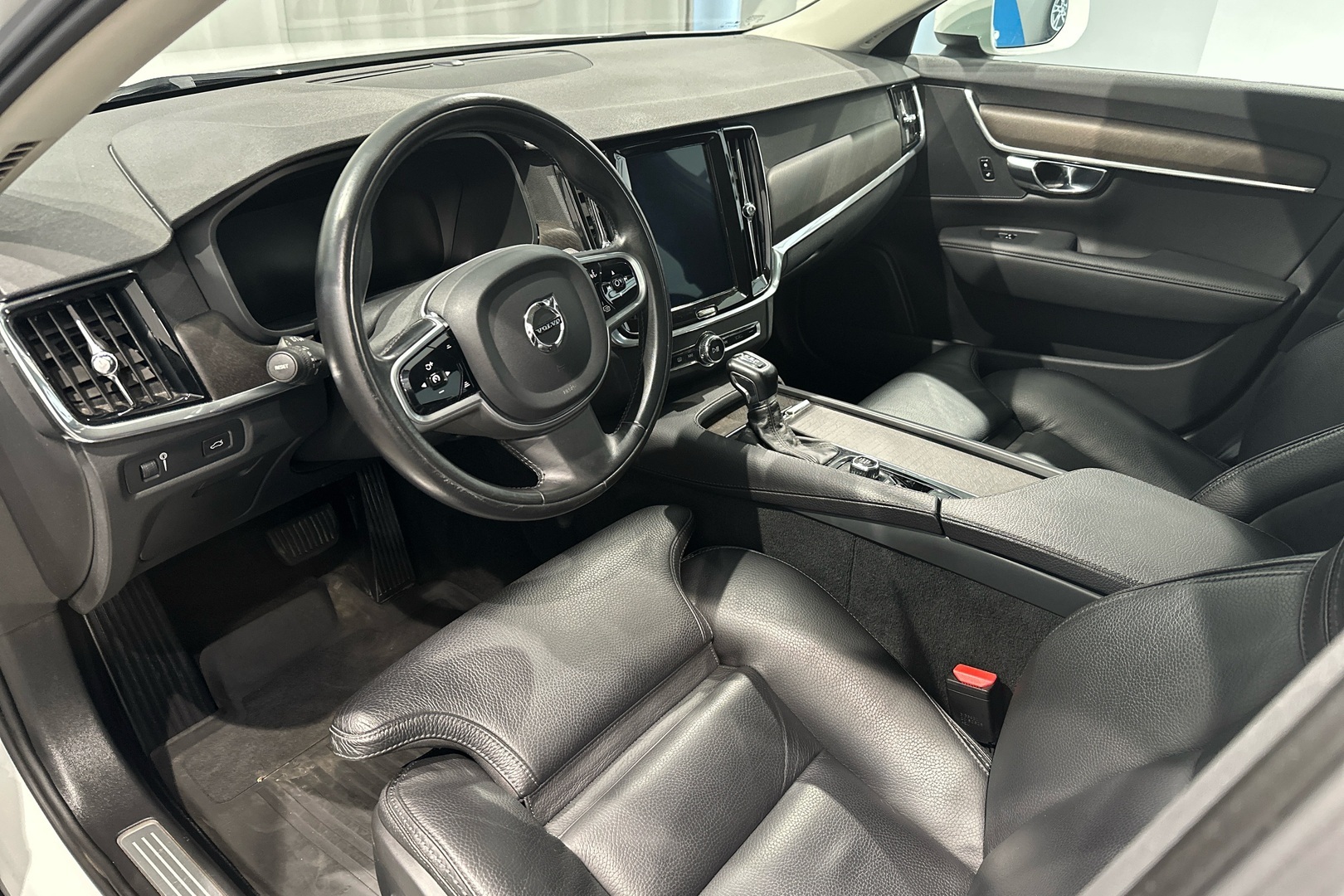 Volvo V90 Cross Country 2019, kuva 5/28