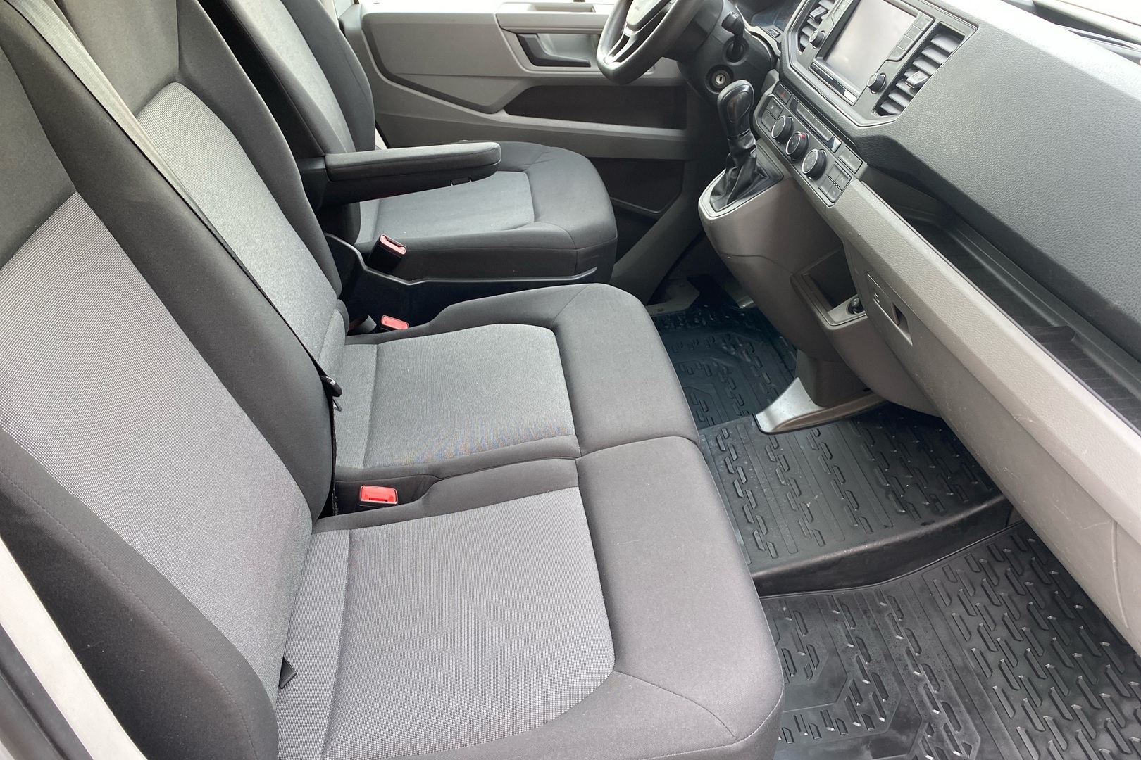 Volkswagen Crafter 2019, kuva 7/15
