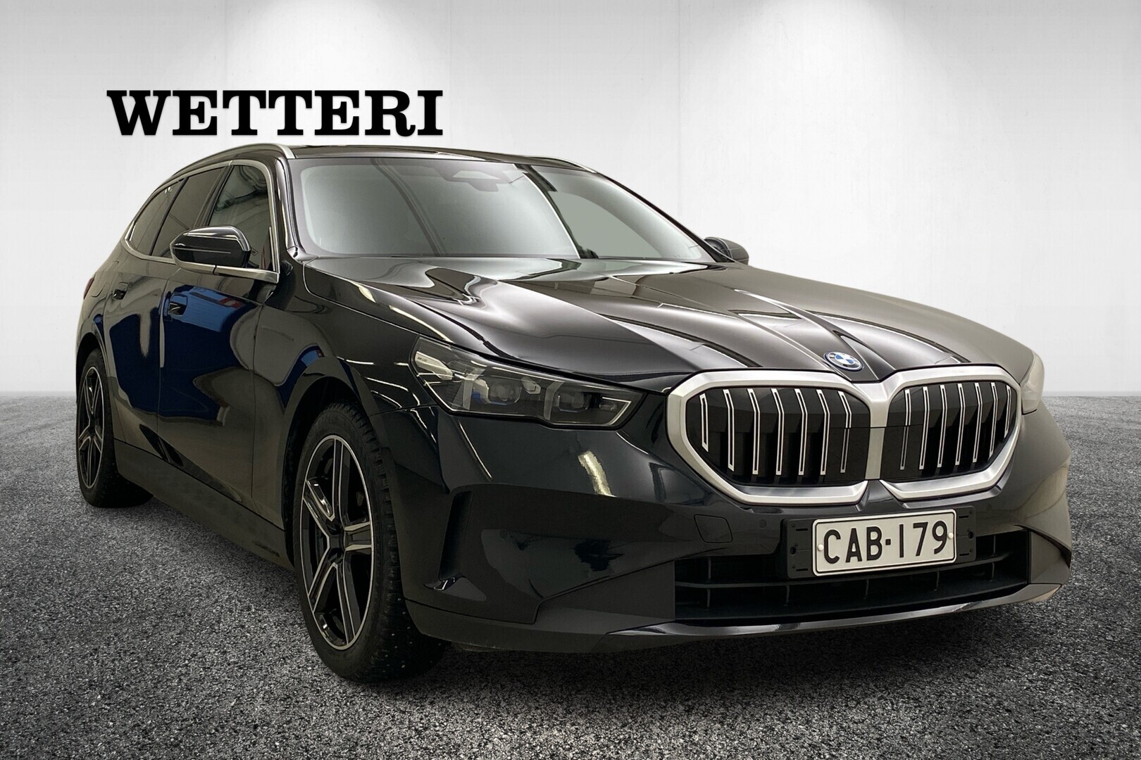 BMW 530 G61 Touring 530e A xDrive Charged Edition / Uutta korimallia / Bowers & Wilkins / Bmw-Laser / ALV-väh.