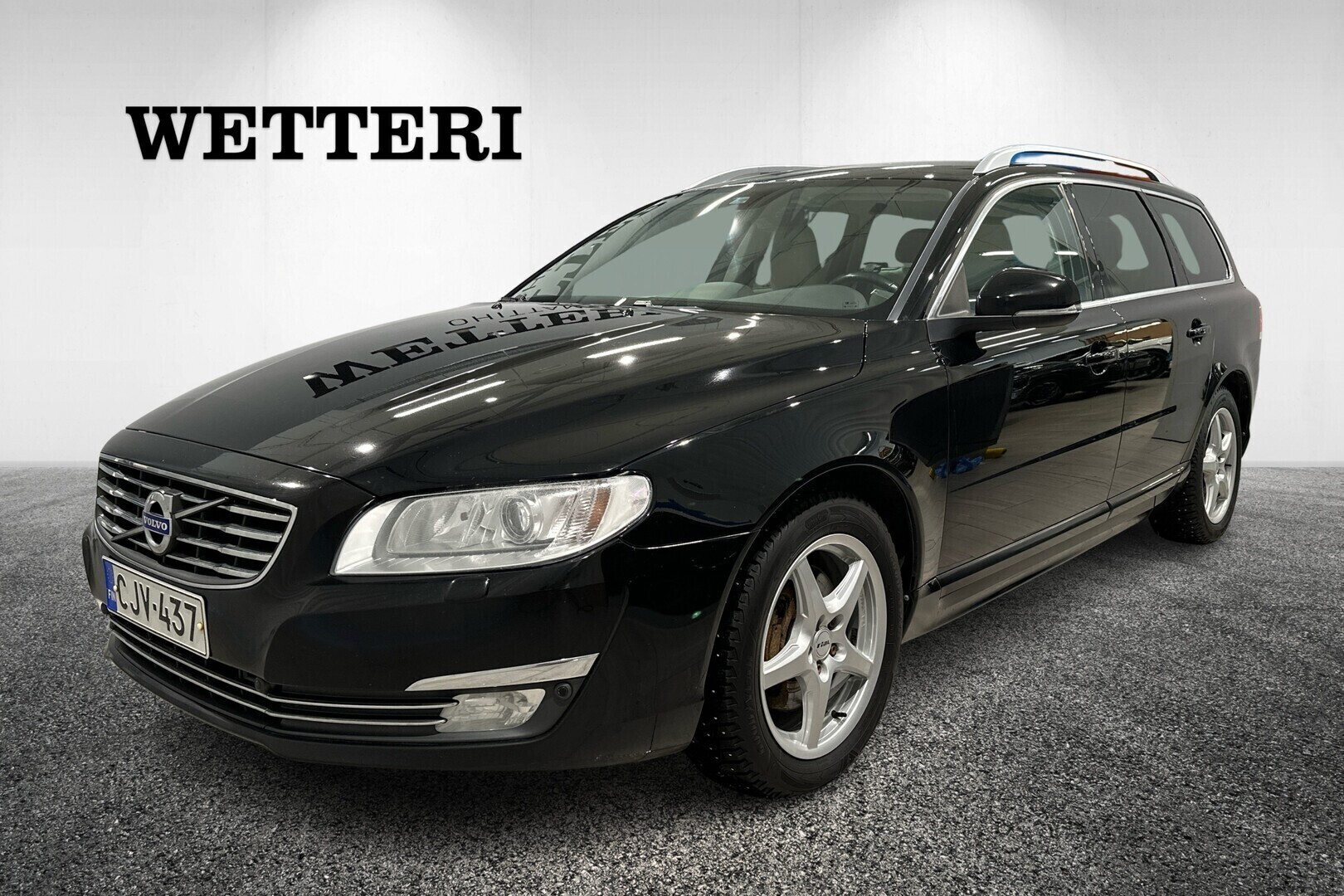 VOLVO V70 D4 AWD Classic Business aut**Koukku / VOC / Jakohihna vaihdettu / Tutkat** - **VOC / Webasto / Navi / Tutkat / Koukku** 