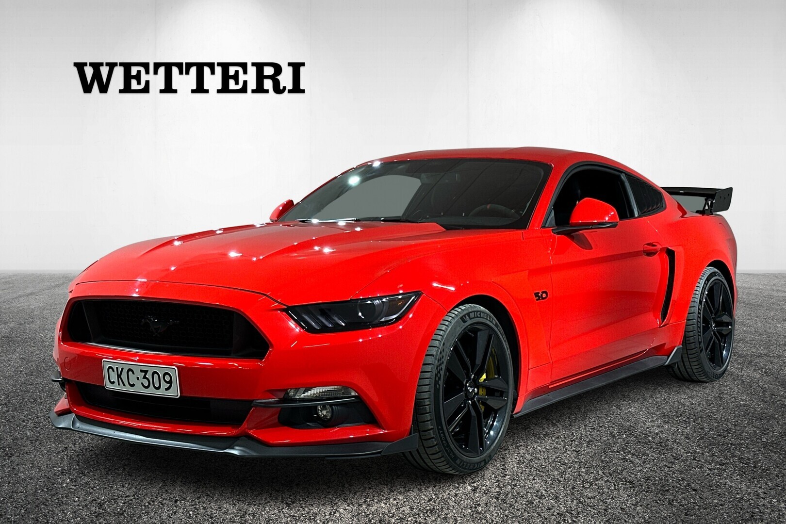 FORD Mustang 5,0 V8 GT 418hv A6 Fastback - ** Ilmastoidut penkit / Vakionopeudensäädin / P. kamera / KeyLess **