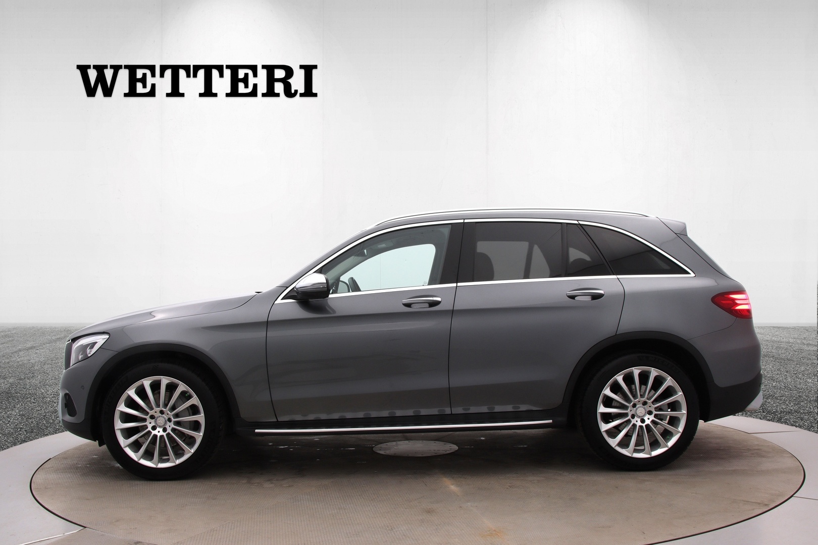 Mercedes-Benz GLC 2016, kuva 2/30