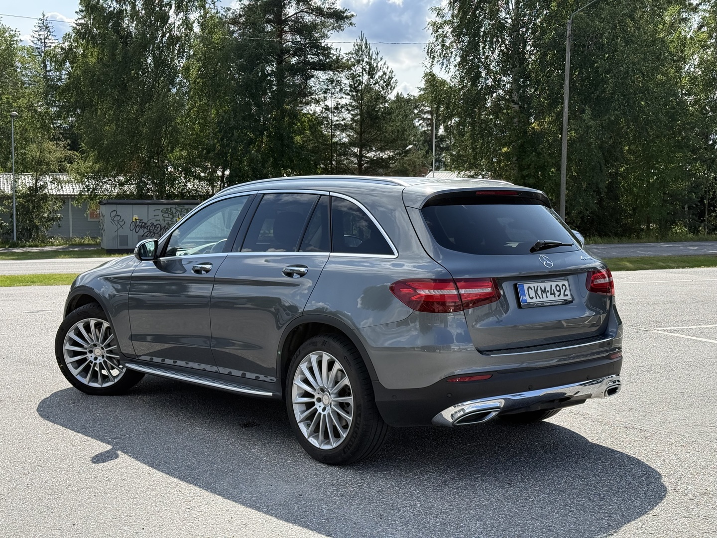 Mercedes-Benz GLC 2016, photo 2/9