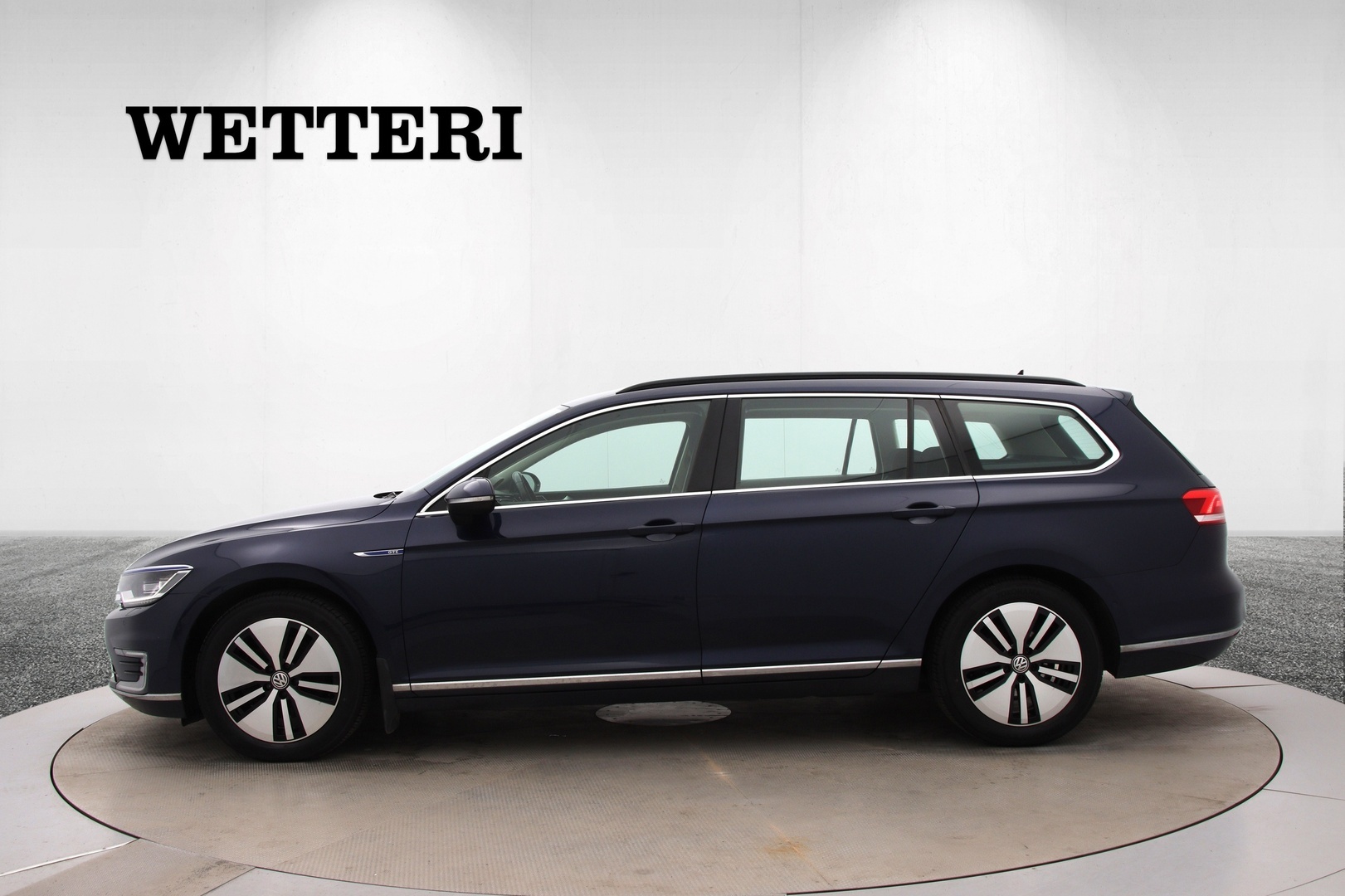 Volkswagen Passat 2016, kuva 2/43