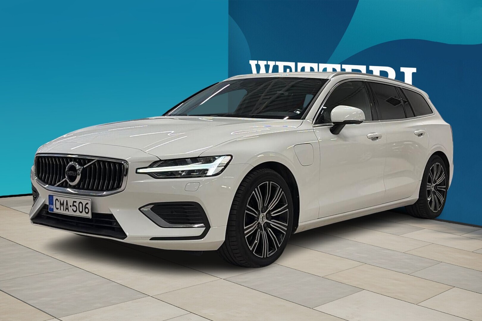 VOLVO V60 T8 AWD Inscription aut / Suomi-auto / Koukku / Pilot Assist / Voc / Navi / Blis / Keyless Go / - / Ilmastoidut istuimet edessä / Lasikatto / Kamera / Koukku / Lisälämmitin / Carplay / Adapt.Cruise / 