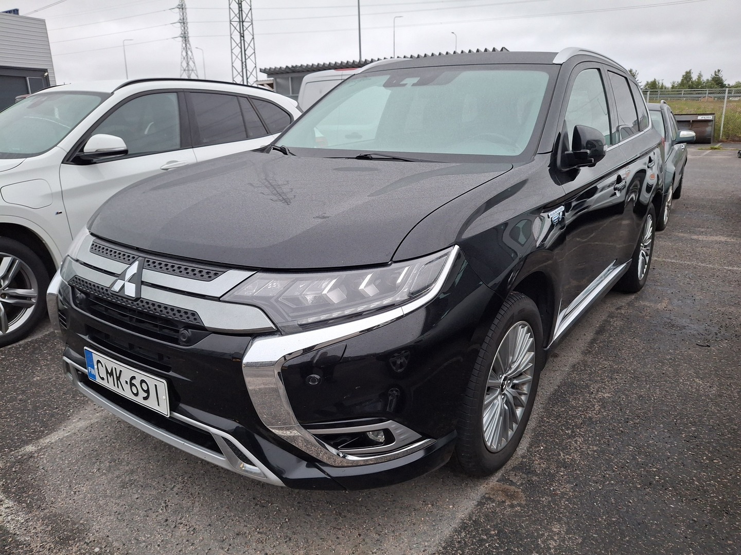 MITSUBISHI Outlander PHEV Instyle 4WD 5P - Juuri tullut! Kysy lisää myyjältä! Tatu Keränen 0407159681, myös whatsup, tatu.keranen@wetteri.fi 