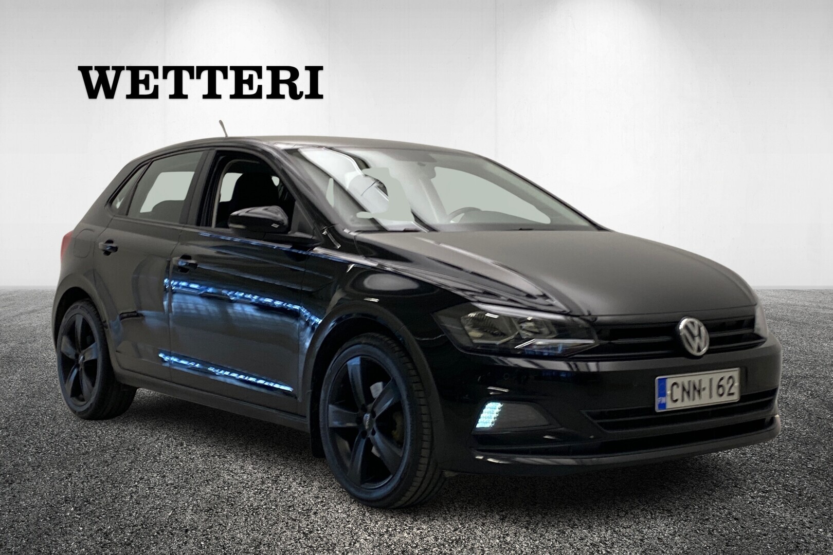 VOLKSWAGEN Polo Trendline 1,6 TDI SCR 70 kW (95 hv) - Lisälämmitin / Erikoisvanteet / P-tutka