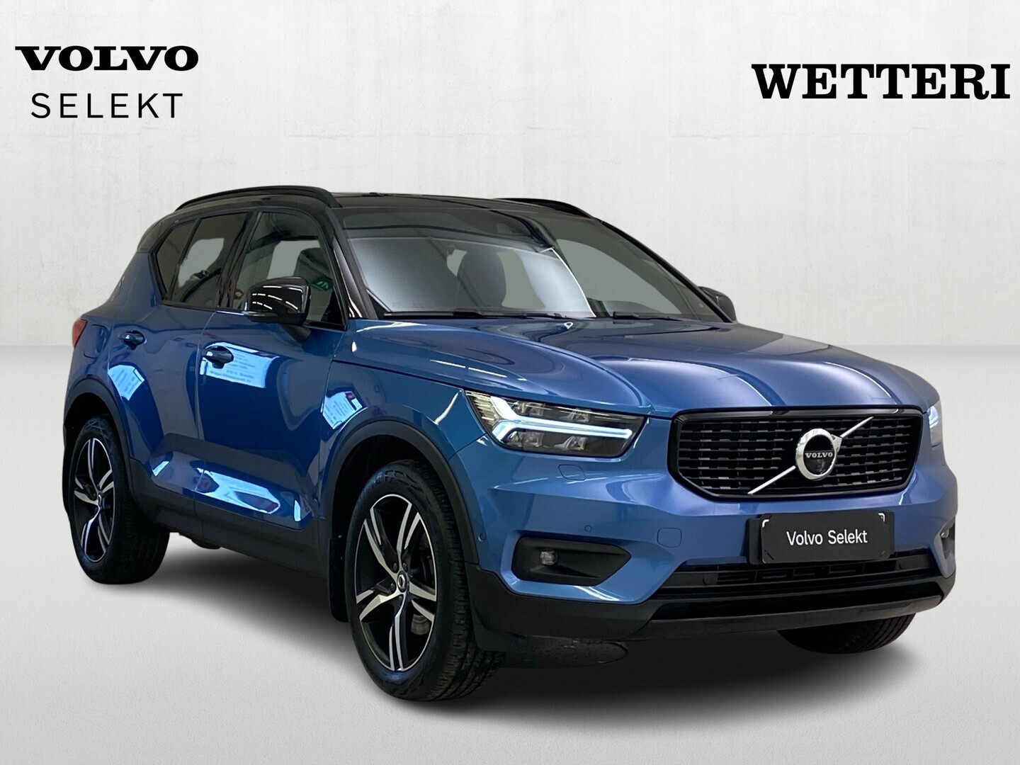 VOLVO XC40 T5 AWD Business R-Design aut - Selekt takuu / Panoraamakatto / Harman&Kardon / Vetokoukku / Navigointi / 360 kamera / Pysäköintiavustin