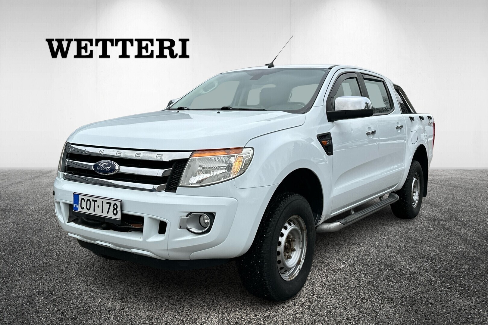 FORD Ranger Super Cab 2,2TDCi 150 hv Limited M6 4x4 /Vetokoukku/Vakkari/Ilmastointi/Webasto/ - /kromiset astinlaudat/Wetteri kuntotarkastettu/