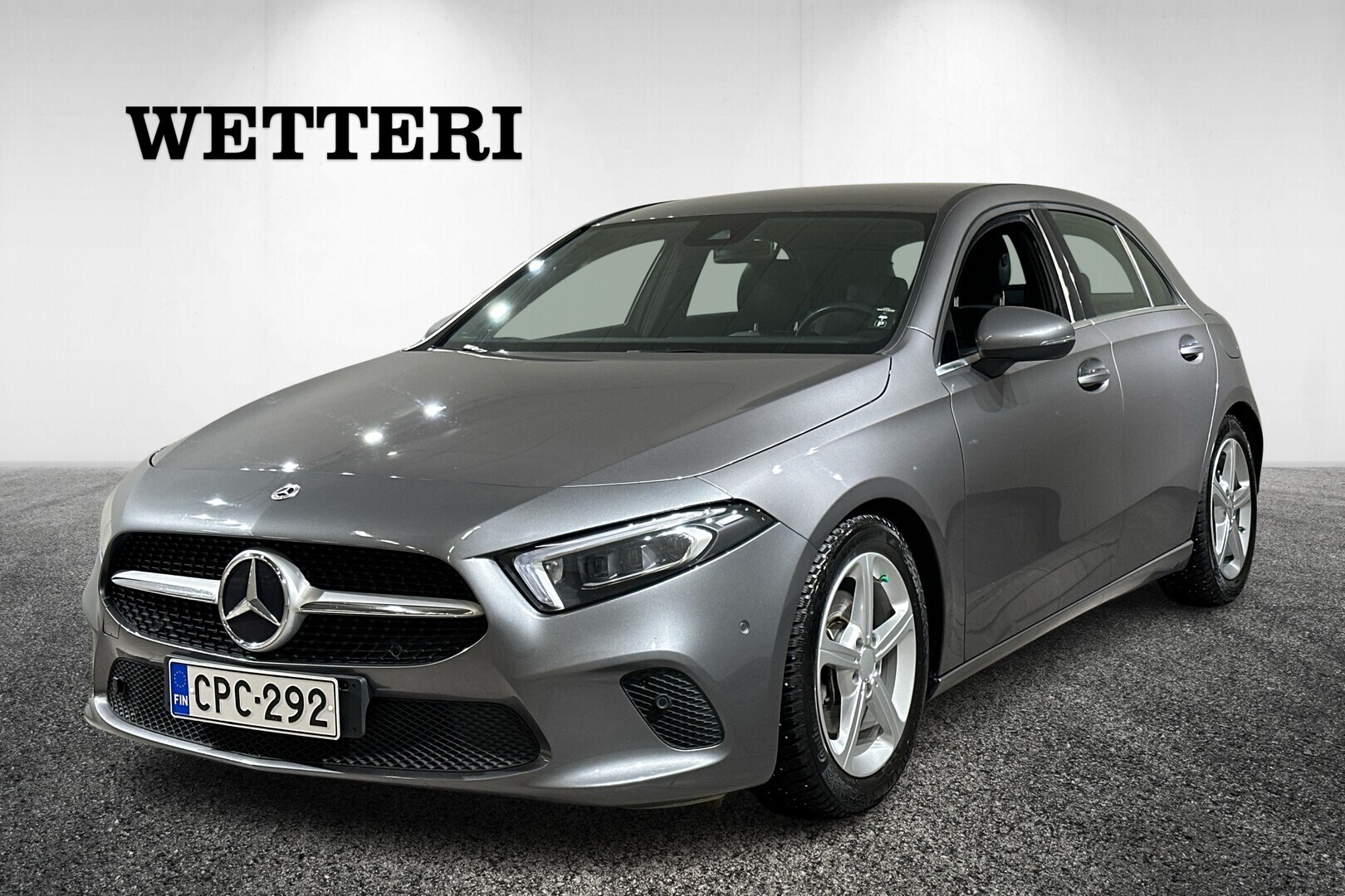MERCEDES-BENZ A 200 4MATIC A Business Style **Suomiauto / Navi / Kamera / Distronic+ / Multibeam**