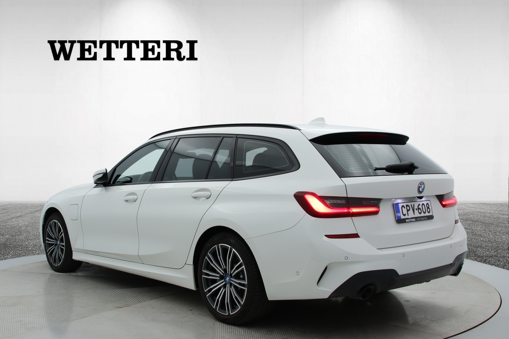 BMW 330 2022, kuva 3/45