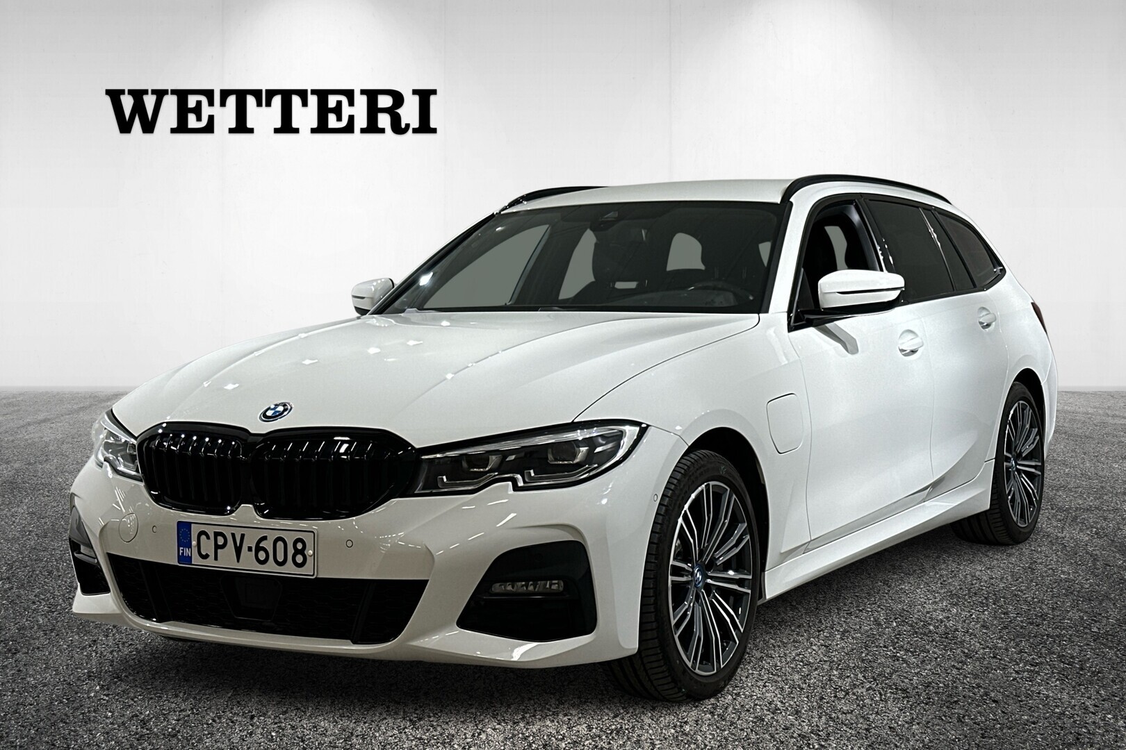 BMW 330 G21 Touring 330e xDrive A Charged Edition M Sport / Adapt.Vakkari / Koukku / Hifi / Kamera / Comfort Acces - ** 2-om. / Driving Assistant / Adapt.Vakkari / Koukku / Hifi / Kamera / Comfort Acces **