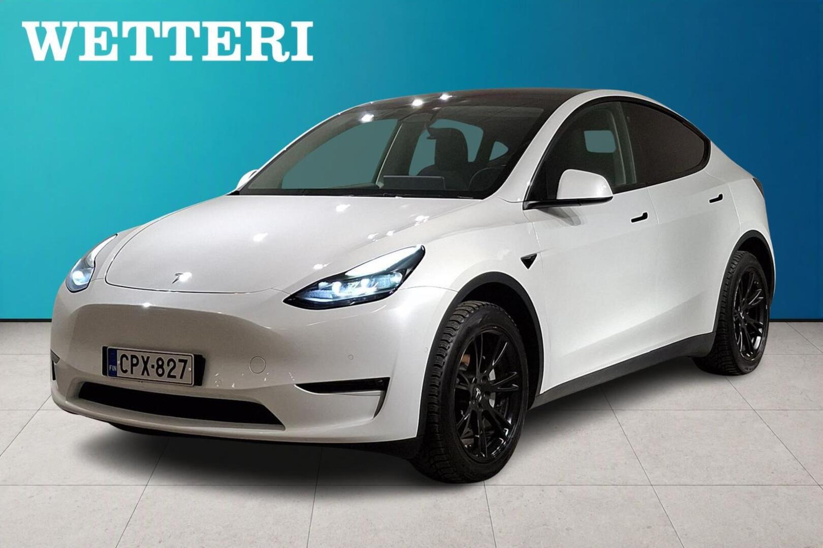 TESLA Model Y Long Range **Adapt. vakkari / Autopilot / Panoraama ym**