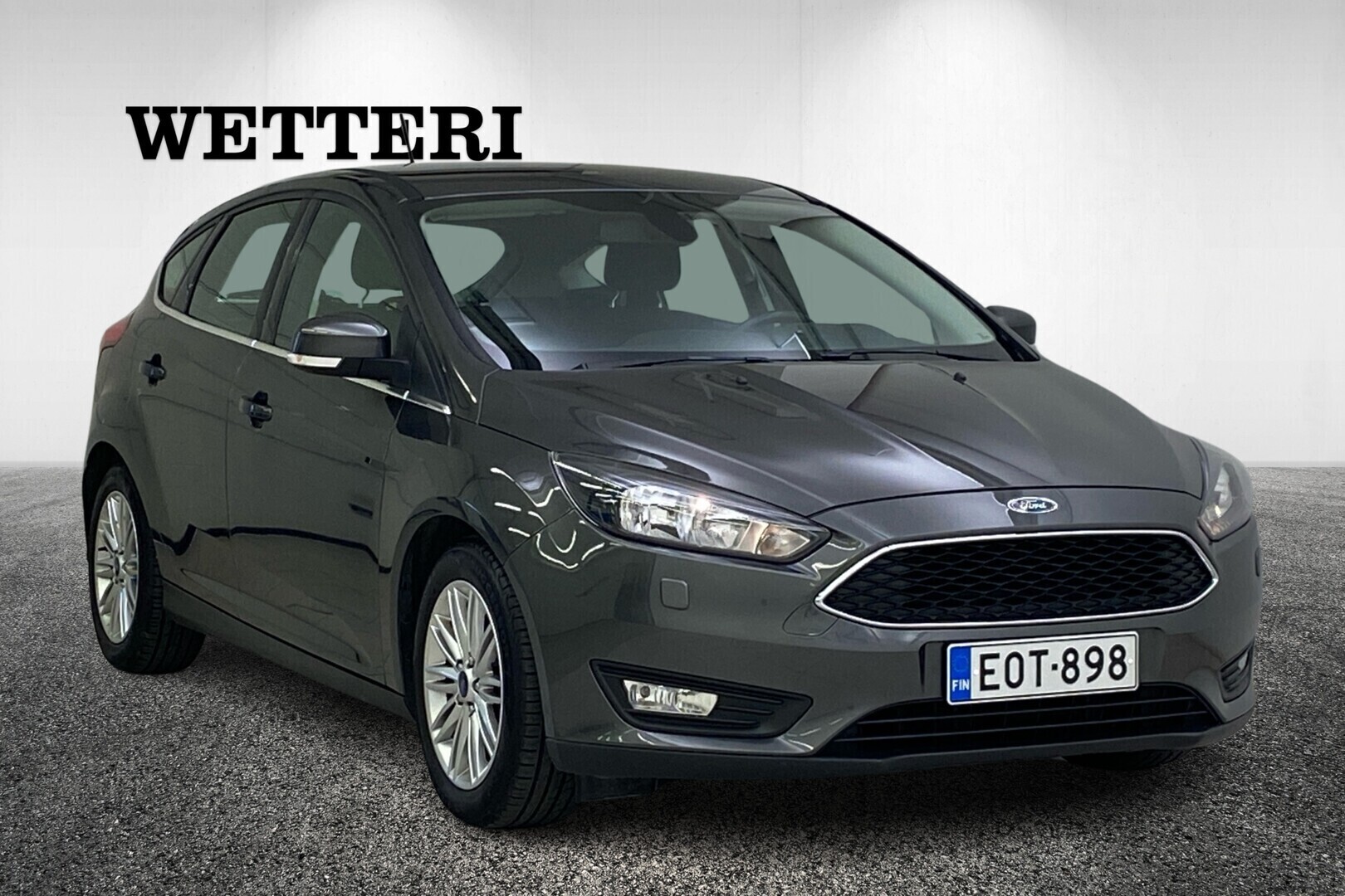 FORD Focus 1,0 EcoBoost 125 hv Start/Stop A6 Edition 5-ovinen**Juuri tullut / Merkkihuollettu / Jakohihna vaihdettu / Tuulilasin lämmitys / Vetokoukku / Vakionopeussäädin / Automaatti-ilmastointi**
