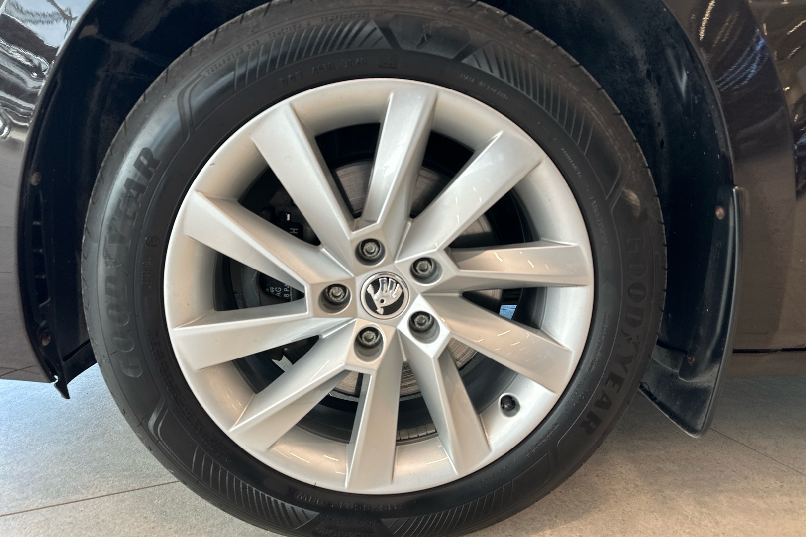 Skoda Superb 2019, kuva 6/27