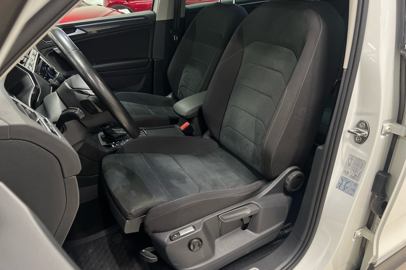 Volkswagen Tiguan 2019, kuva 6/31