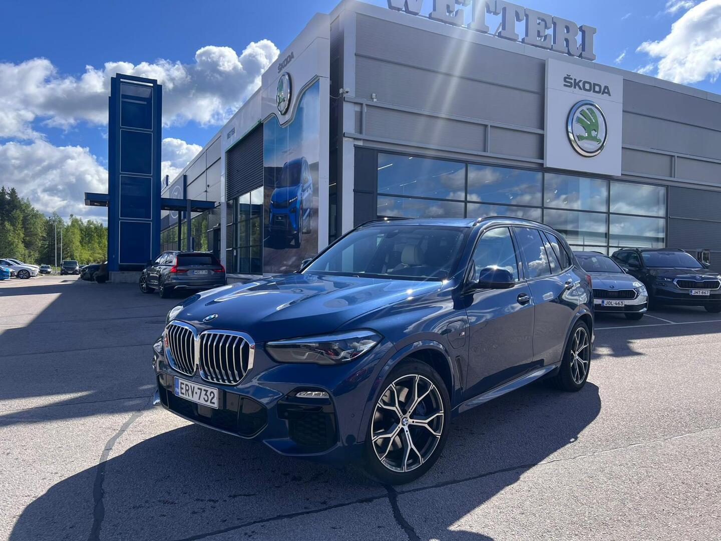 BMW X5 G05 xDrive45e A M-Sport ** Adapt.Vakkari / Harman & Kardon / Comf.Access / Vetokokukku / Ilmajousitus / 360 / BLIS / ** - ** Adapt.Vakkari / Harman & Kardon / Comf.Access / Vetokokukku / Ilmajousitus / 360 / BLIS / **