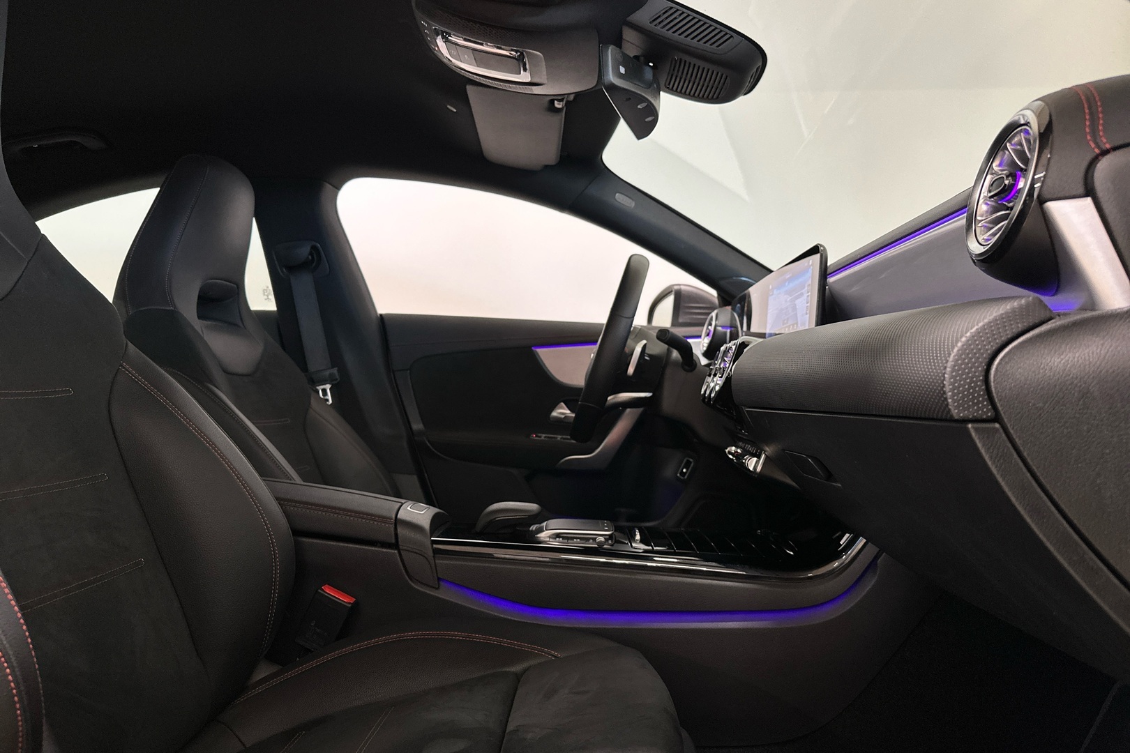 Mercedes-Benz CLA 2021, kuva 7/12