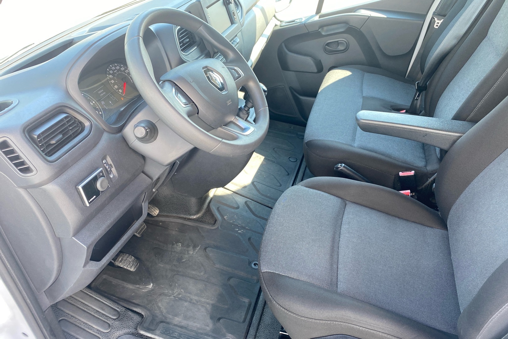 Renault Master 2022, kuva 6/16