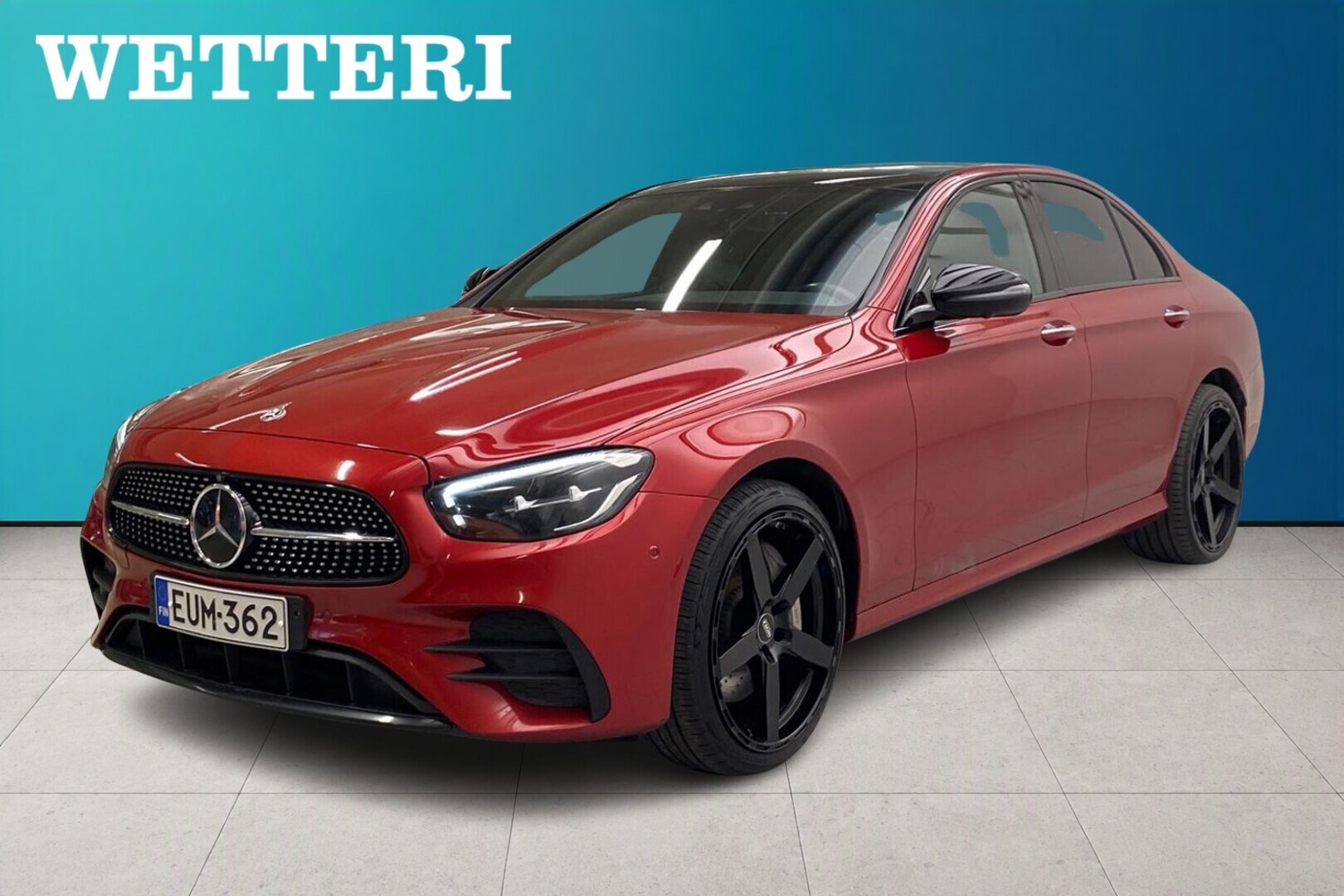 MERCEDES-BENZ E 300 e 4MATIC A Star Edition AMG - 360 kamera/ Vetokoukku/Burmester