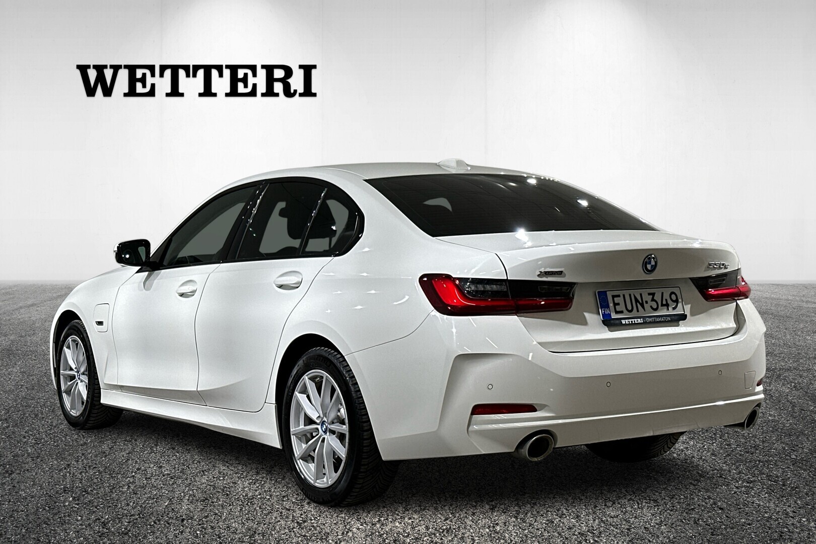 BMW 330 2023, kuva 7/30