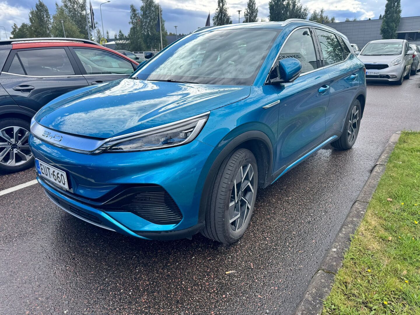 BYD Atto 3 Design // 2 x Alut / 360 kamera / Panoraama-lasikatto / V2L / Adapt. vakkari / Lämpöpumppu //