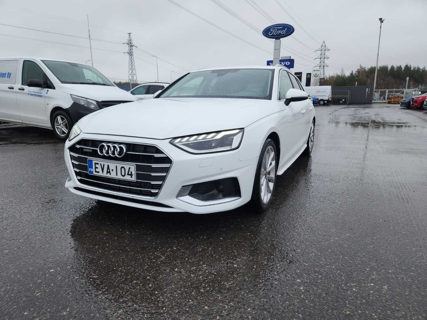 AUDI A4 Avant 40 TFSI MHEV Land of quattro Plus - / 1-om. suomi-auto / Adapt. vakkari / Nahkasisusta / PA-lisälämmitin / Matrix-LED / Peruutuskamera / Bluetooth / City-paketti / Tour-paketti / 
