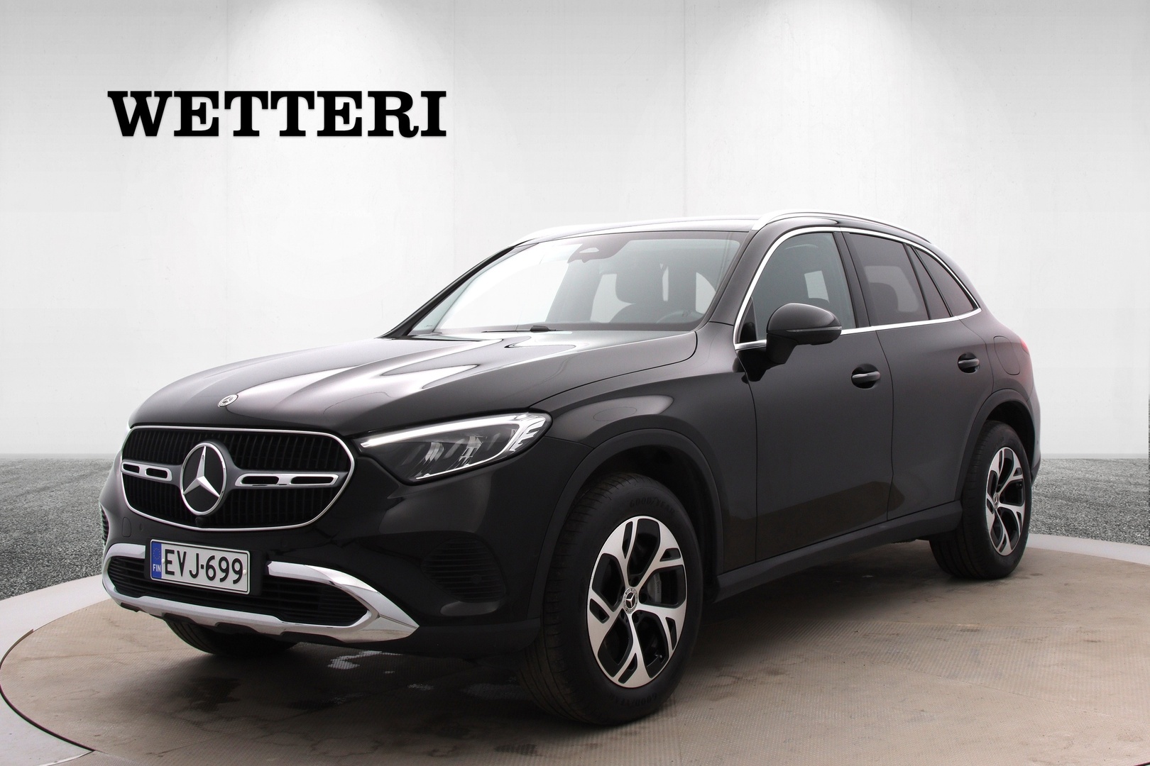 MERCEDES-BENZ GLC 300 e 4MATIC A - ** Distronic // Koukku // Huolenpitosopimus mahdollisuus // Älypuhelimen integrointi  **