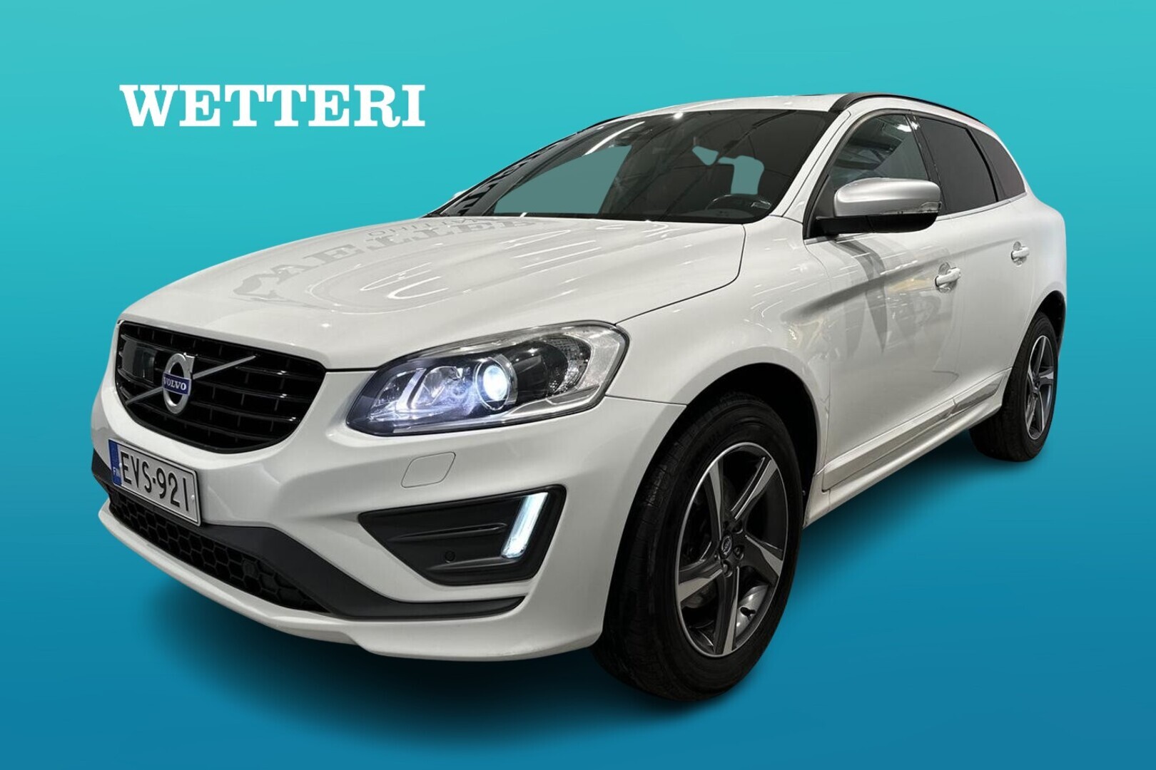 VOLVO XC60 D4 AWD R-Design aut - **Webasto / Kamera / Koukku / ACC / Super näyttävä**