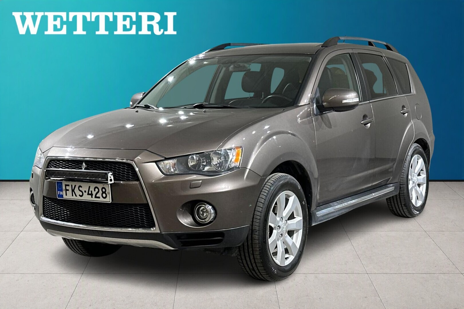 MITSUBISHI Outlander 2,4 MIVEC Intense CVT AT -  ** Vetokoukku / Huoltokirja / Kahdet renkaat / Moottorilämmitin / Vakionopeudensäädin **