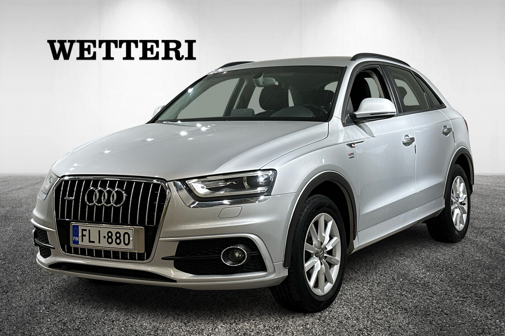 AUDI Q3 and of quattro Edition 2,0 TDI 103 kW quattro S tronic / S-Line ulko ja siäpaketti / Koukku / Xenon / Sporttipenkit