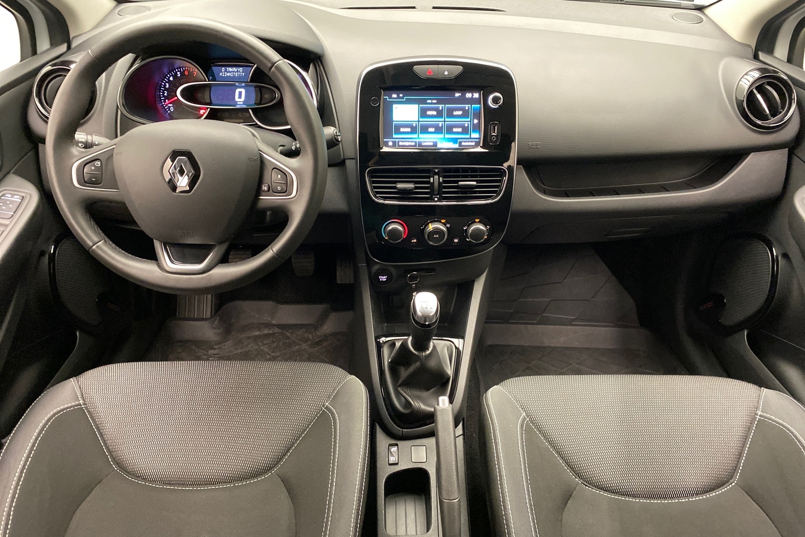 Renault Clio 2017, photo 7/31