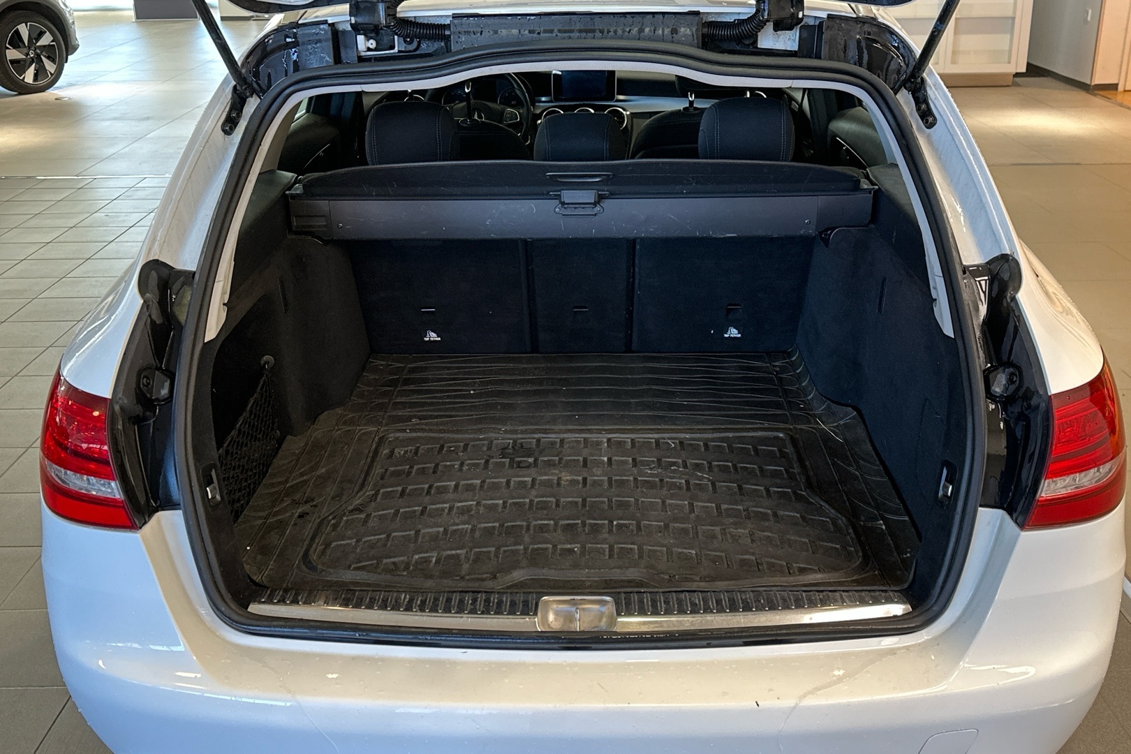Mercedes-Benz C 2018, kuva 5/18