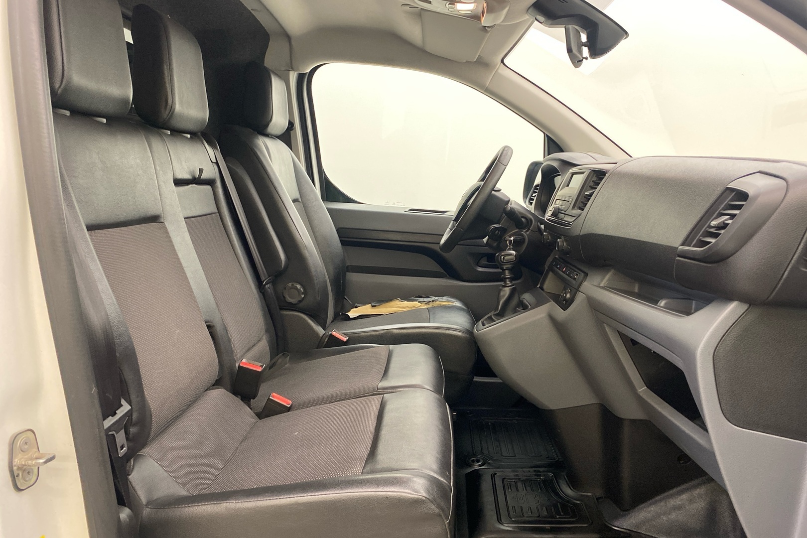Toyota Proace L2 2,0 D 120 4x4 5-ovinen 2021, kuva 7/14