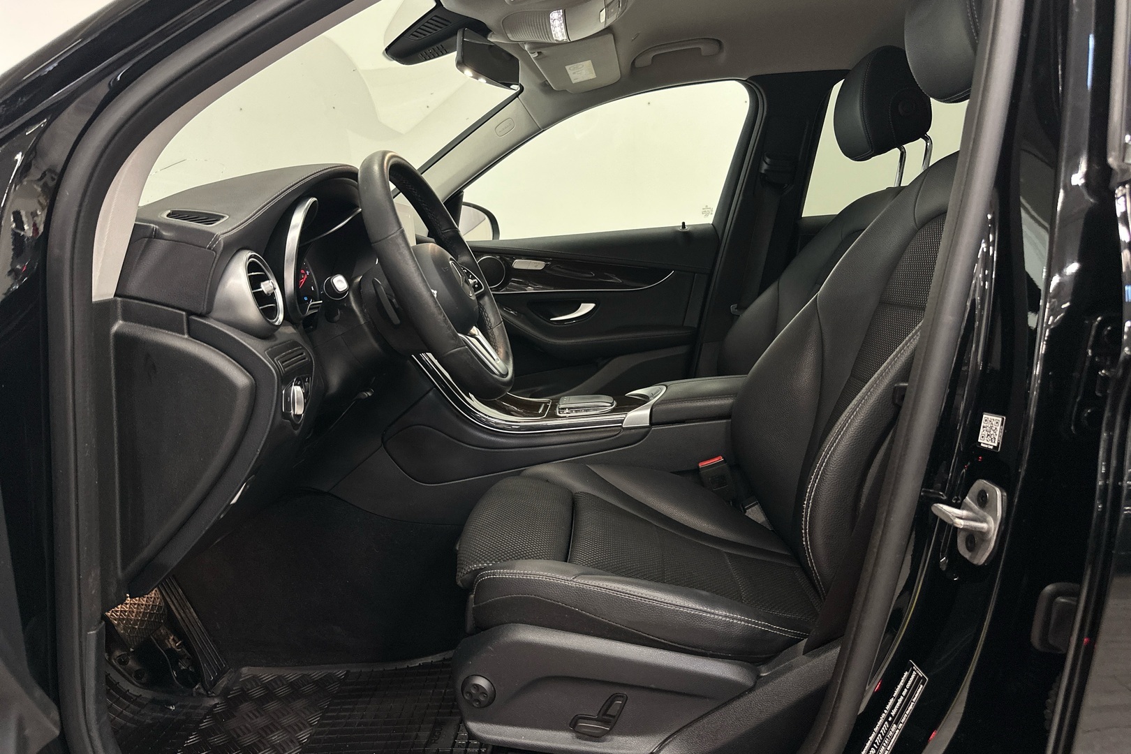 Mercedes-Benz GLC 2021, kuva 7/32