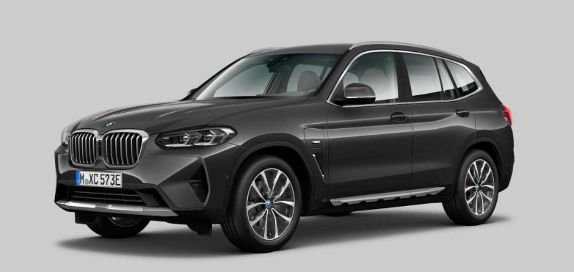 BMW X3 G01 xDrive 30e A Charged Edition **Suomi-auto // Taittuva vetokoukku // Urheiluistuimet ** - ** M Sport ratti // Digimittaristo / Vakkari / Ratinlämmitin / Navigointi / Hifit / Adaptiiviset LED ajovalot / Sähköinen takaluukku / Parking Assistant Plus **