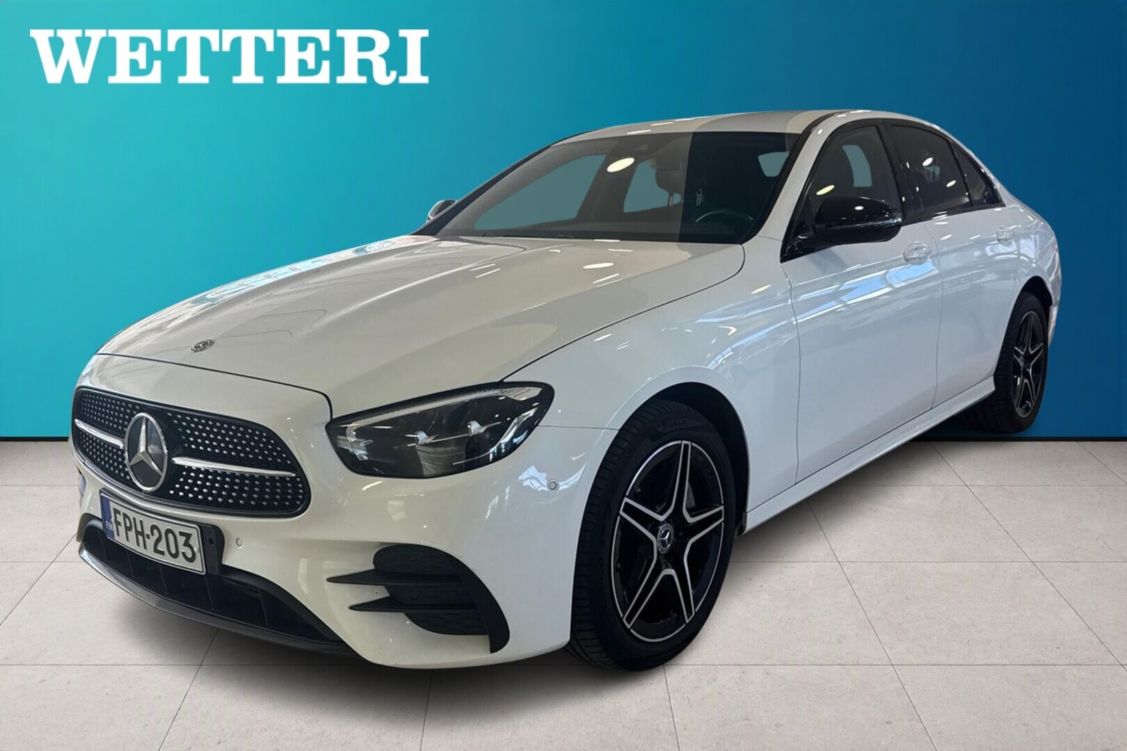 MERCEDES-BENZ E 300 de A Business AMG EQ Power / AMG ulko- ja sisäpaketti / Vetokoukku / Peruutuskamera / Navigointi / BLIS / Park Assist  / Kahdet renkaat / SOH 80,8% / - AMG ulko- ja sisäpaketti / Vetokoukku / Peruutuskamera / Navigointi / BLIS / Park Assist  / Kahdet renkaat / SOH 80,8%