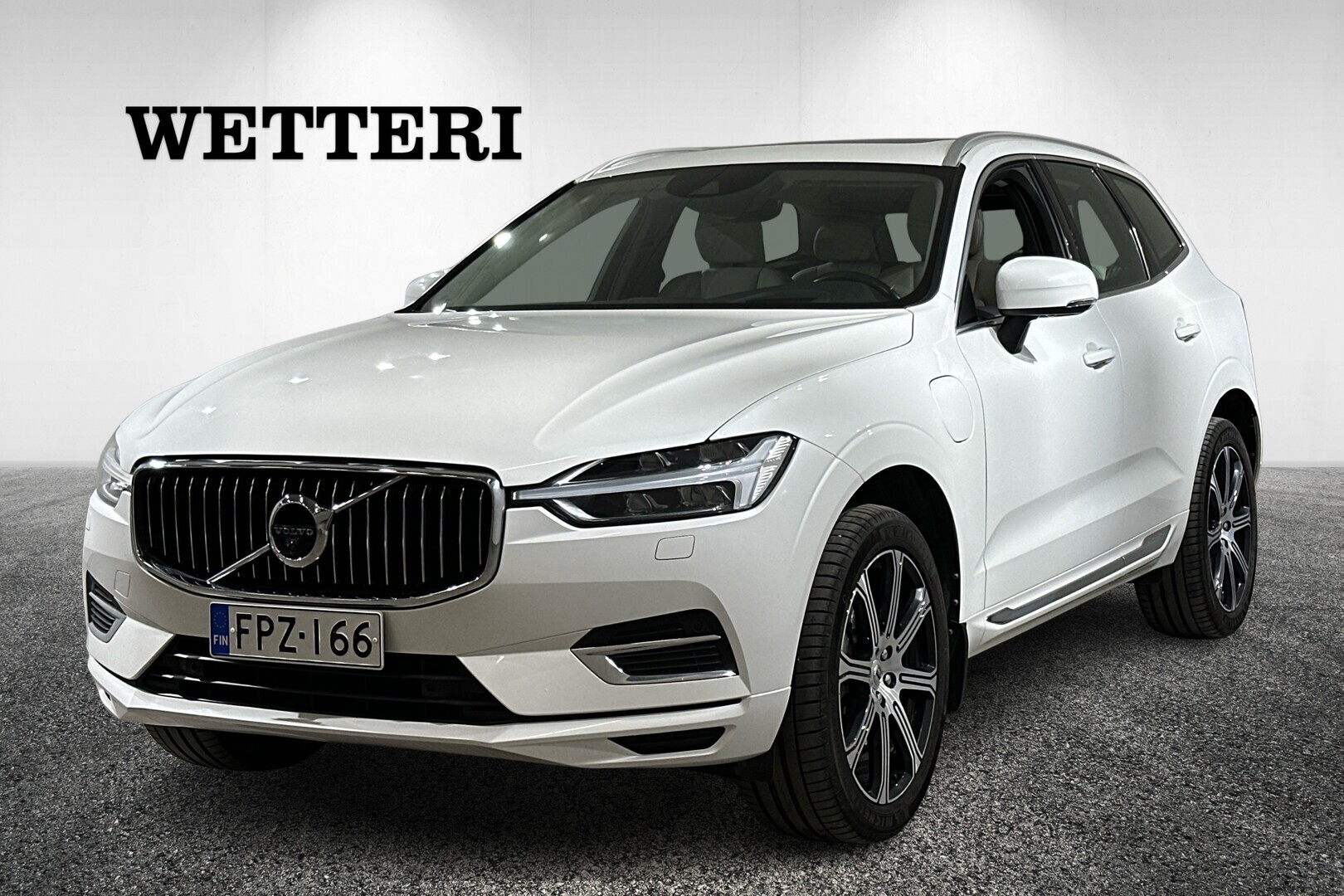 VOLVO XC60 T8 TwE AWD Inscription aut - ** Vetokoukku / Kattoikkuna / Hud-näyttö ** 